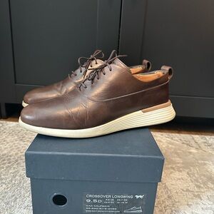 Wolf & Shepherd Crossover Longwing size 9.5D